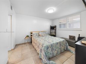 465 Ocean Dr 524, Miami Beach FL 33139