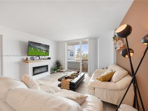 465 Ocean Dr 524, Miami Beach FL 33139