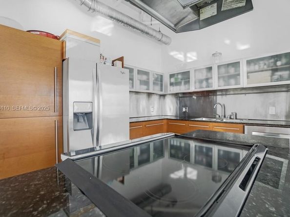 10 SW South River Dr 608, Miami FL 33130