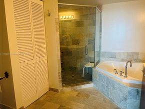 2641 N Flamingo Rd 806, Sunrise FL 33323