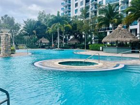 2641 N Flamingo Rd 806, Sunrise FL 33323
