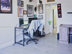 7034 SW 112th Ct, Miami FL 33173