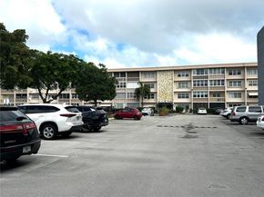 410 SE 2nd St 308, Hallandale Beach FL 33009