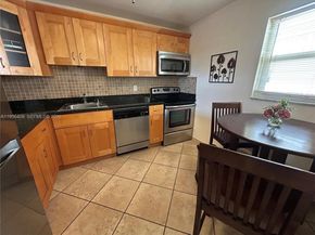 410 SE 2nd St 308, Hallandale Beach FL 33009