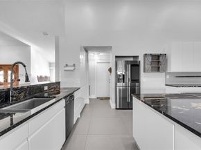 1092 NW 162nd Ave, Pembroke Pines FL 33028