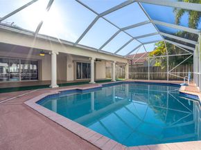 1092 NW 162nd Ave, Pembroke Pines FL 33028