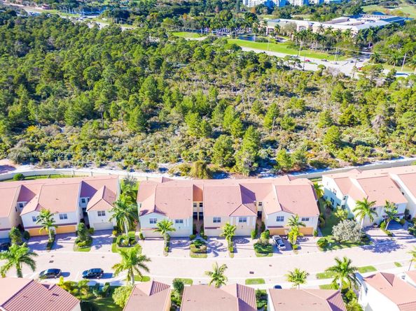 4857 NW 16th Ter, Boca Raton FL 33431