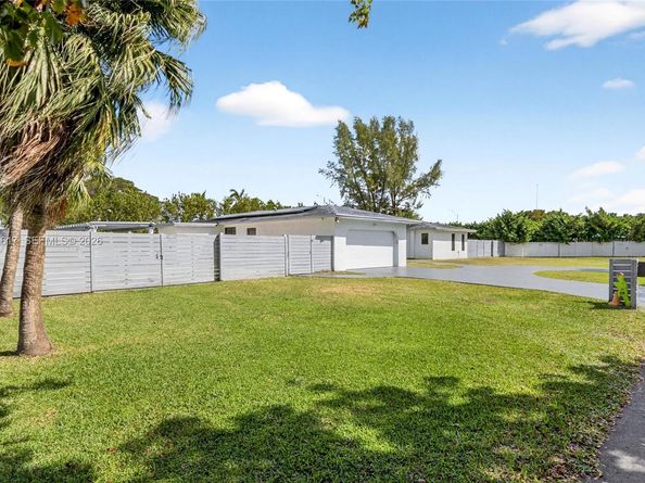 11951 SW 120th Ter, Miami FL 33186