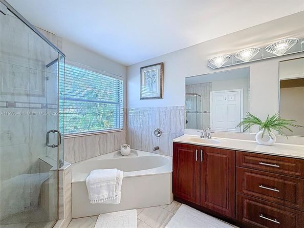 15241 SW 51st St, Miramar FL 33027