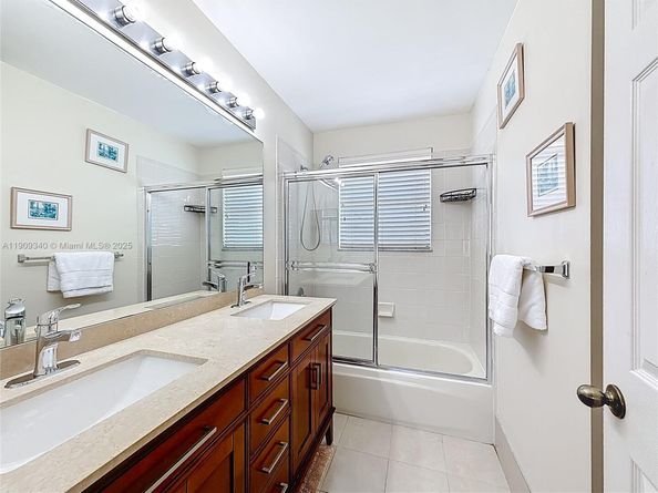 15241 SW 51st St, Miramar FL 33027