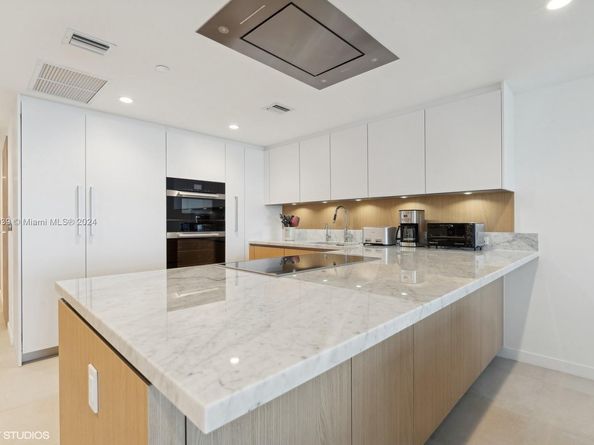 1135 103 304, Bay Harbor Islands FL 33154