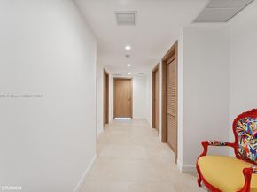 1135 103 304, Bay Harbor Islands FL 33154