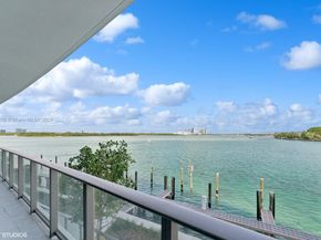 1135 103 304, Bay Harbor Islands FL 33154