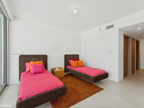 1135 103 304, Bay Harbor Islands FL 33154