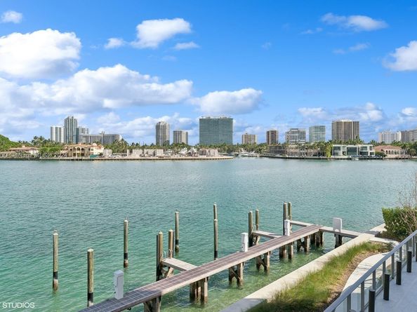 1135 103 304, Bay Harbor Islands FL 33154