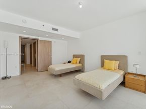 1135 103 304, Bay Harbor Islands FL 33154