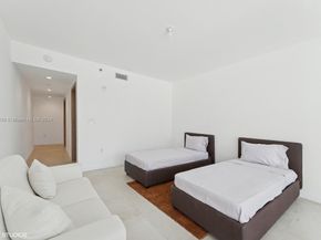 1135 103 304, Bay Harbor Islands FL 33154