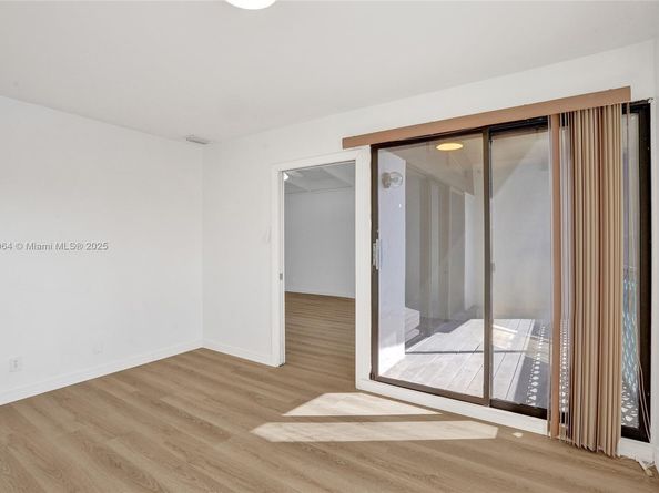 958 Mockingbird Ln 511, Plantation FL 33324