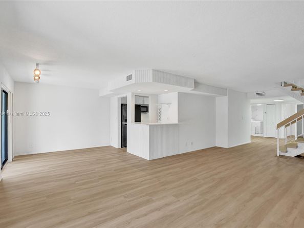 958 Mockingbird Ln 511, Plantation FL 33324