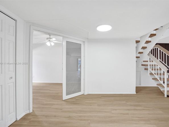 958 Mockingbird Ln 511, Plantation FL 33324