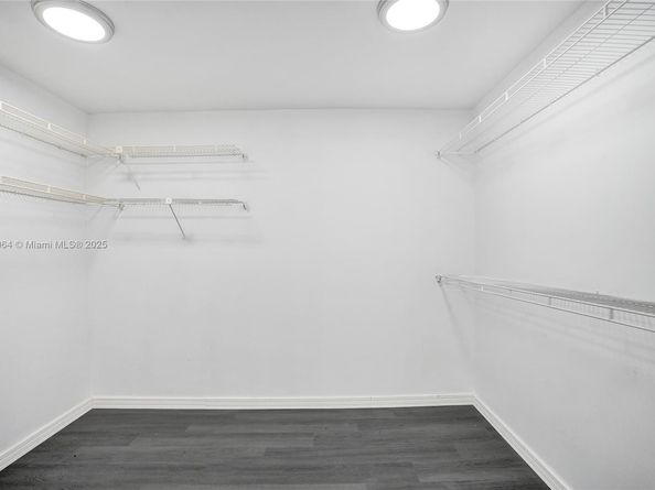 958 Mockingbird Ln 511, Plantation FL 33324