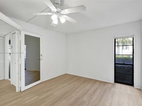 958 Mockingbird Ln 511, Plantation FL 33324