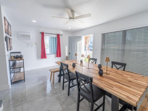 711 85th St, Miami Beach FL 33141