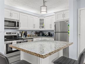 10709 W Clairmont Cir 111, Tamarac FL 33321