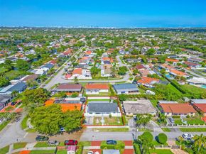 2023 SW 99th Ave, Miami FL 33165