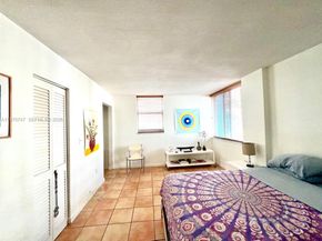 1658 Bay Rd 203, Miami Beach FL 33139