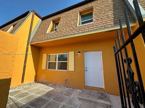 5954 NW 25th Ct 217, Sunrise FL 33313