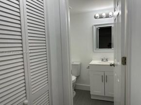 5954 NW 25th Ct 217, Sunrise FL 33313