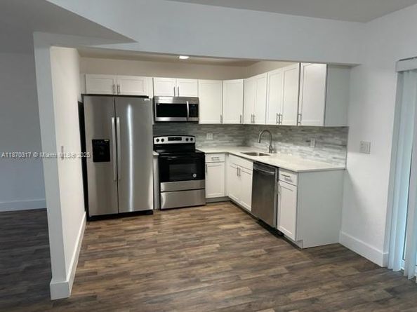 5954 NW 25th Ct 217, Sunrise FL 33313
