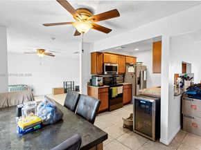 7690 SW 7th Ct, North Lauderdale FL 33068