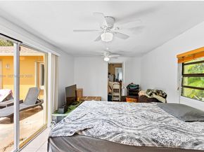 7690 SW 7th Ct, North Lauderdale FL 33068