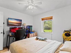 7690 SW 7th Ct, North Lauderdale FL 33068