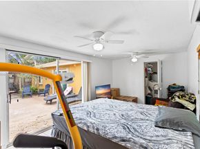 7690 SW 7th Ct, North Lauderdale FL 33068