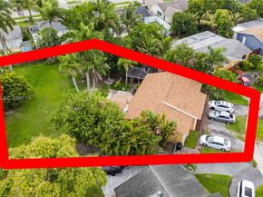7690 SW 7th Ct, North Lauderdale FL 33068
