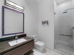 111 Reef Ln, Key Biscayne FL 33149