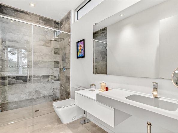 201 Palm Ave, Miami Beach FL 33139