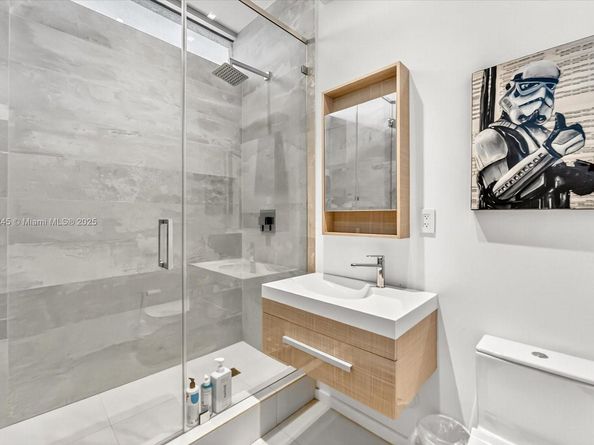 201 Palm Ave, Miami Beach FL 33139