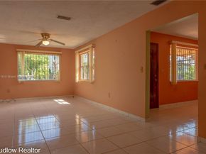 4230 SW 10th St, Miami FL 33134