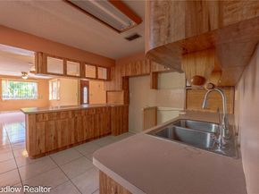 4230 SW 10th St, Miami FL 33134
