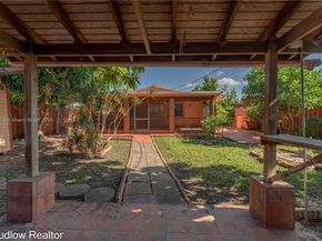 4230 SW 10th St, Miami FL 33134