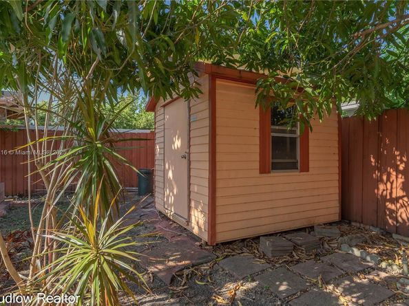 4230 SW 10th St, Miami FL 33134