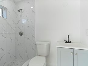 5701 SW 41st St, West Park FL 33023