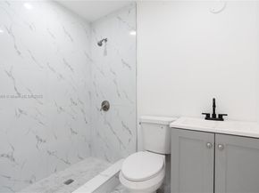 5701 SW 41st St, West Park FL 33023