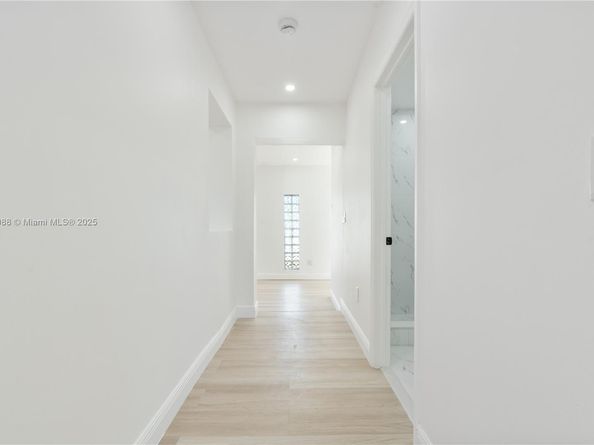 5701 SW 41st St, West Park FL 33023