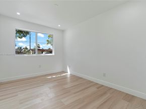 5701 SW 41st St, West Park FL 33023