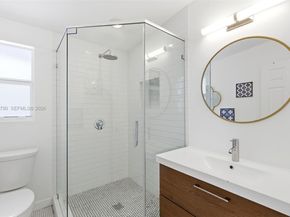 1280 NE 132nd St, North Miami FL 33161